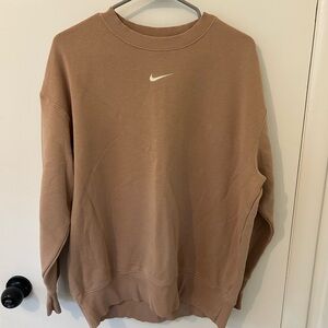 Nike women’s crewneck